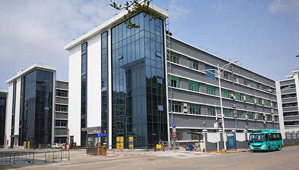 通城智慧园区幕墙维修